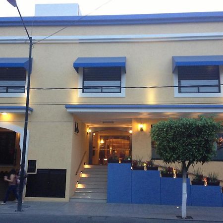 Hotel Cr Tehuacán エクステリア 写真