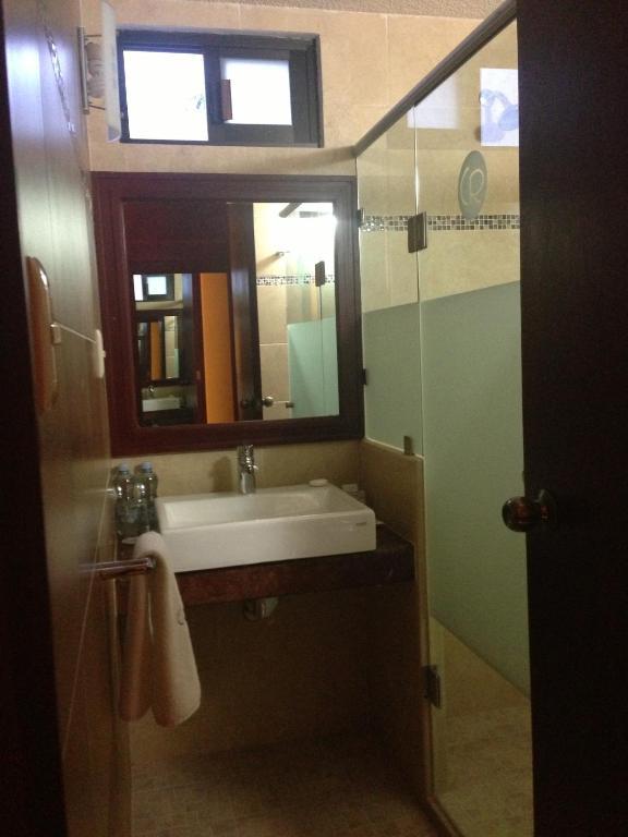 Hotel Cr Tehuacán エクステリア 写真