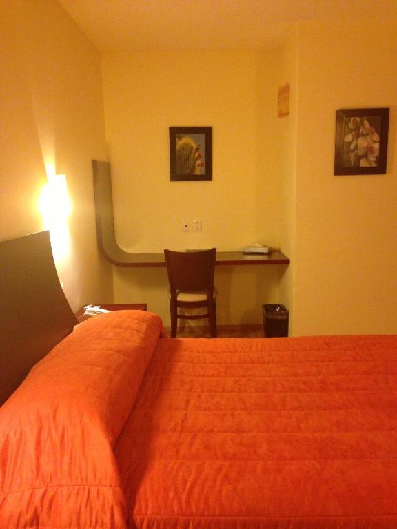 Hotel Cr Tehuacán エクステリア 写真