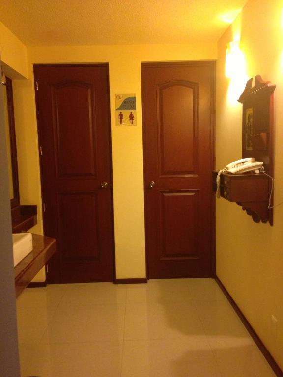 Hotel Cr Tehuacán エクステリア 写真