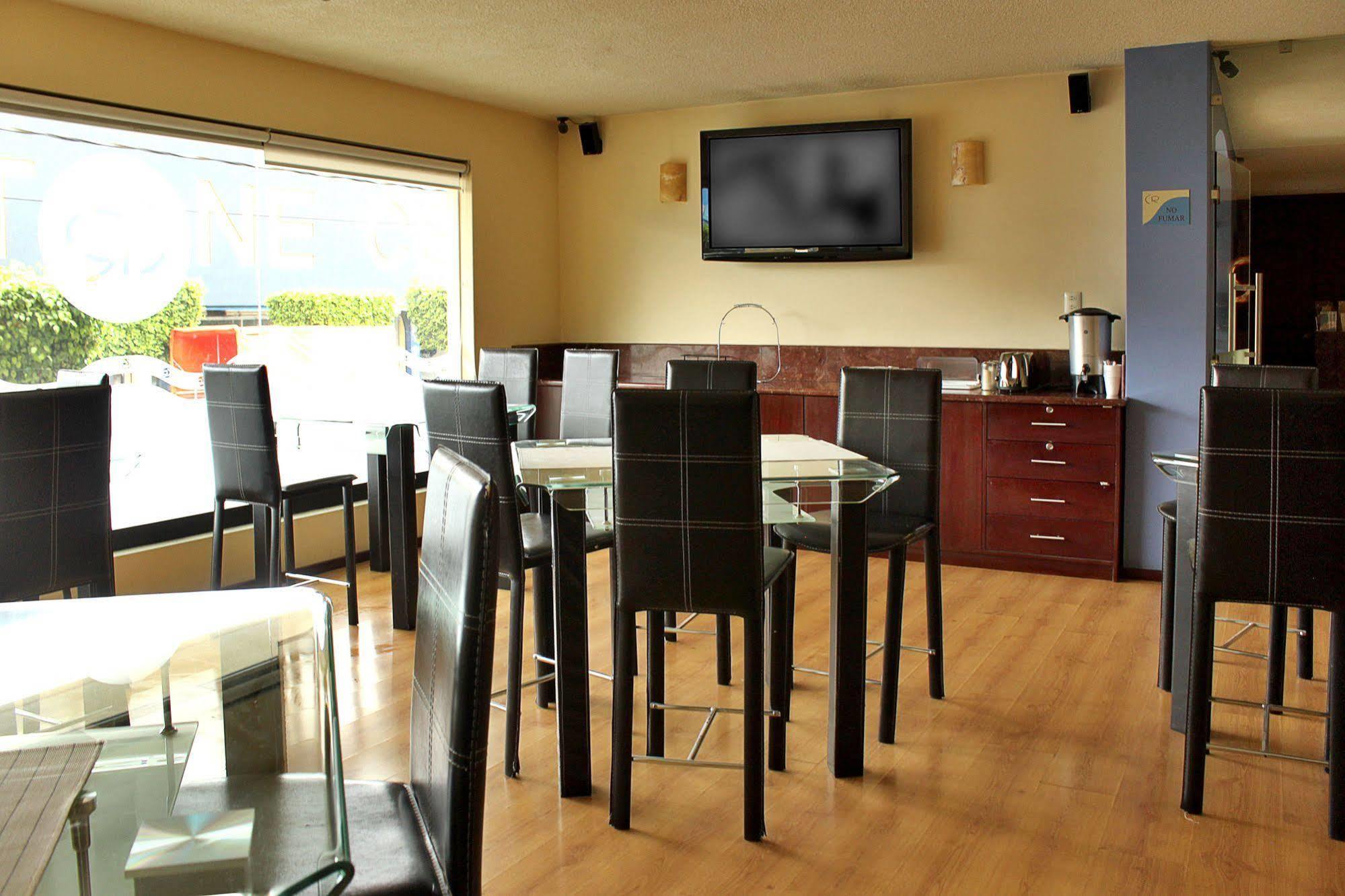 Hotel Cr Tehuacán エクステリア 写真